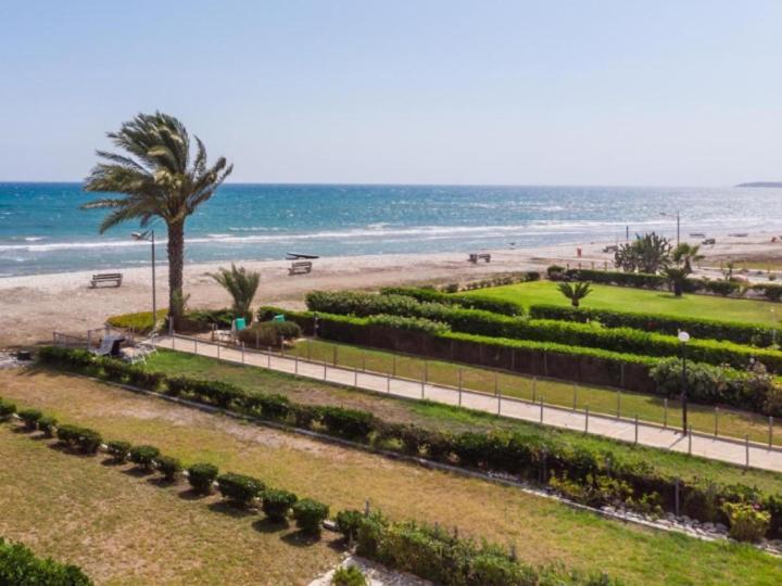 Yialos Village By Cybarco Larnaca Buitenkant foto